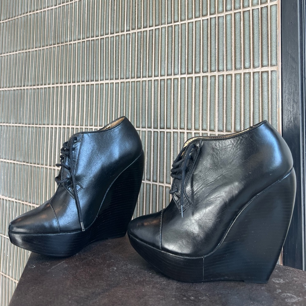 Report signature lace up platform Oxford shoes